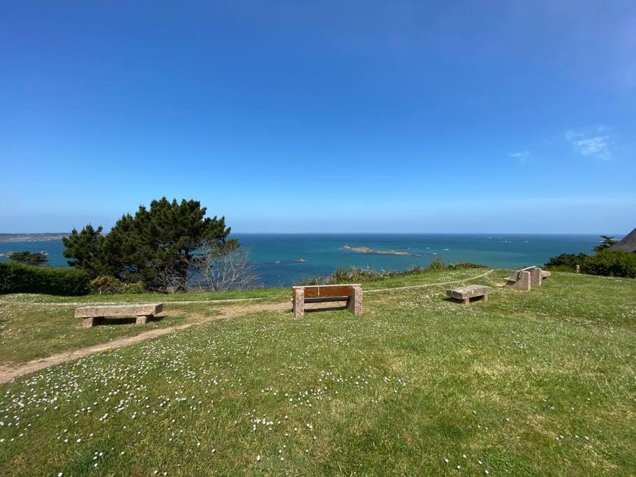 Grand Studio 43M2 Port De Perros Guirec Extérieur photo